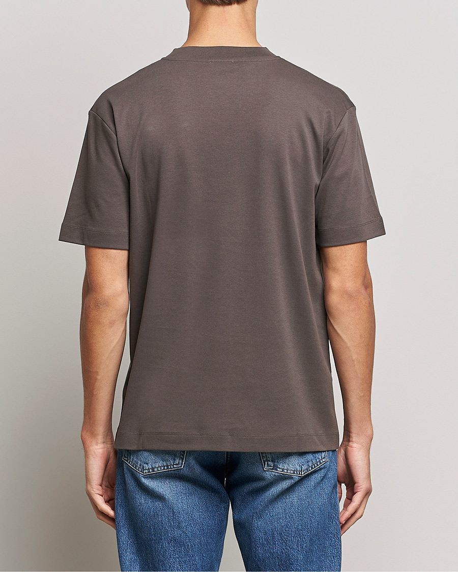 Uomini | T-shirt | Sunspel | Brushed Cotton Mock Neck Tee Dark Walnut