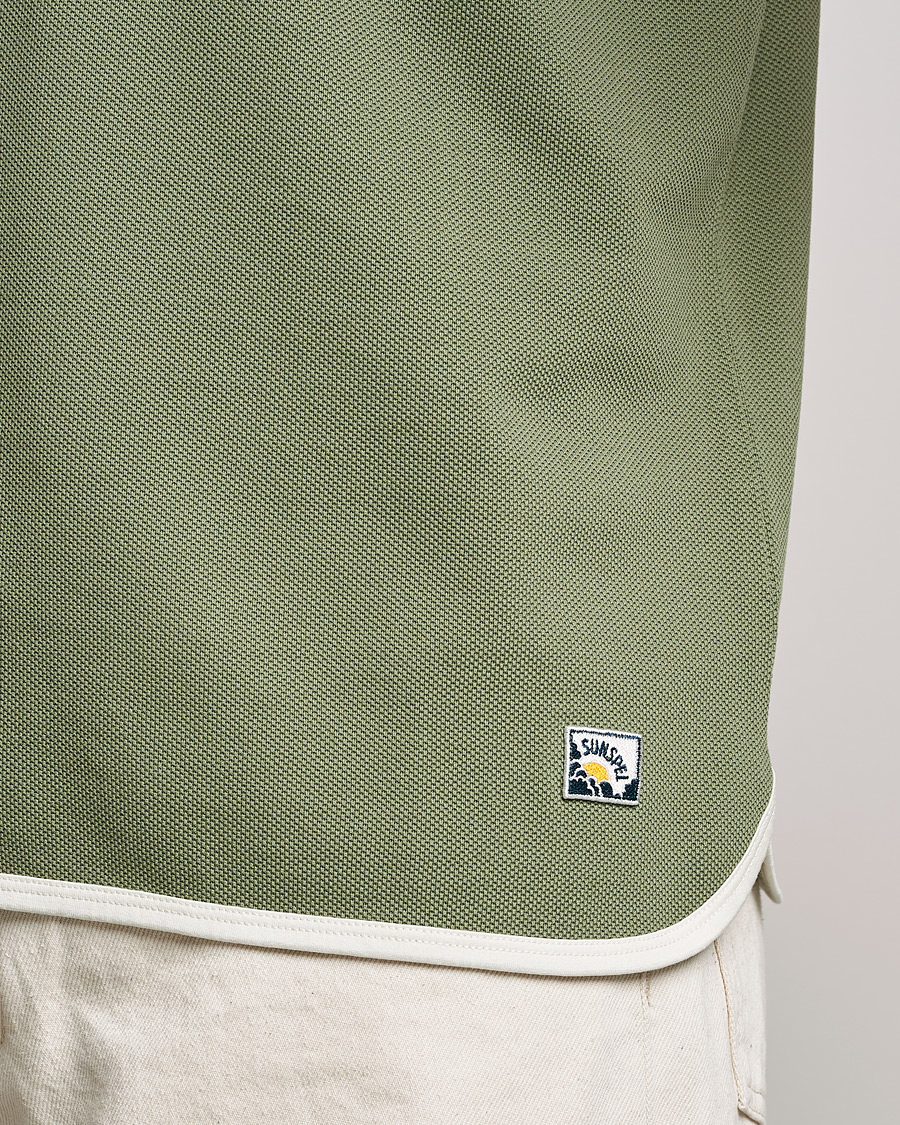 Uomini | T-shirt | Sunspel | Paul Weller Heavy Cotton Pique Henley T-Shirt Dark Sage