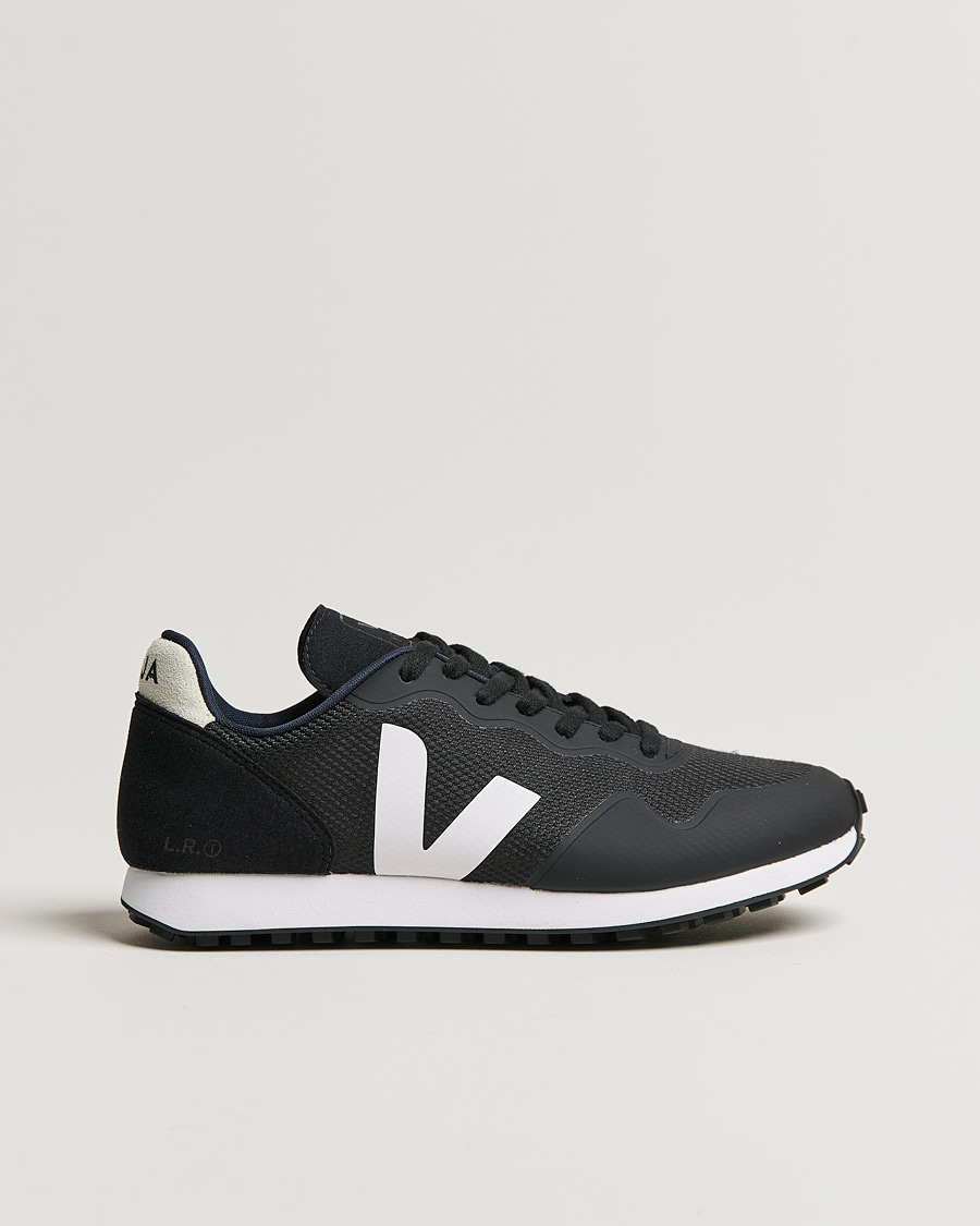 Uomini | Veja SDU Vegan Running Sneaker Black White | Veja | SDU Vegan Running Sneaker Black White