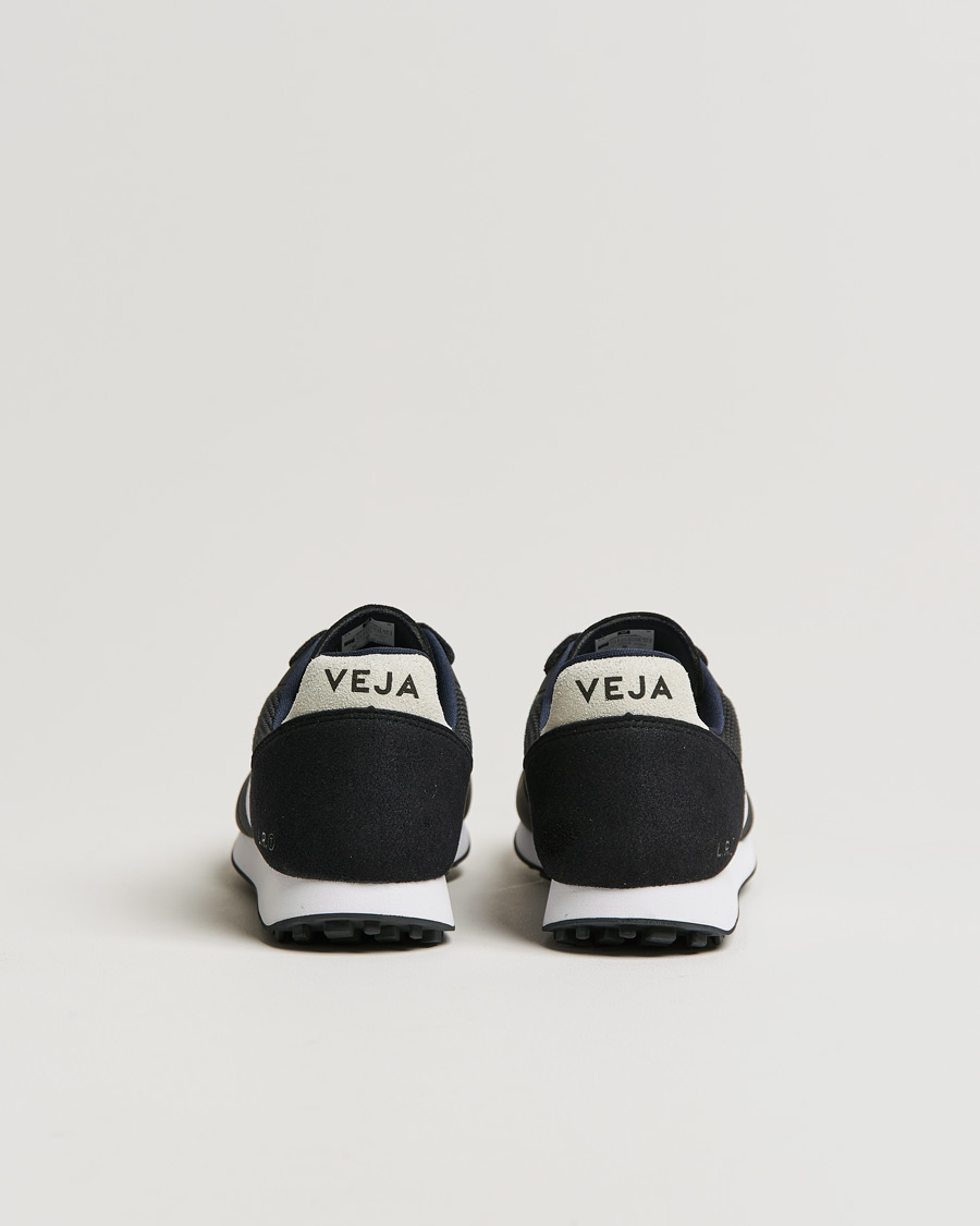 Uomini | Veja SDU Vegan Running Sneaker Black White | Veja | SDU Vegan Running Sneaker Black White