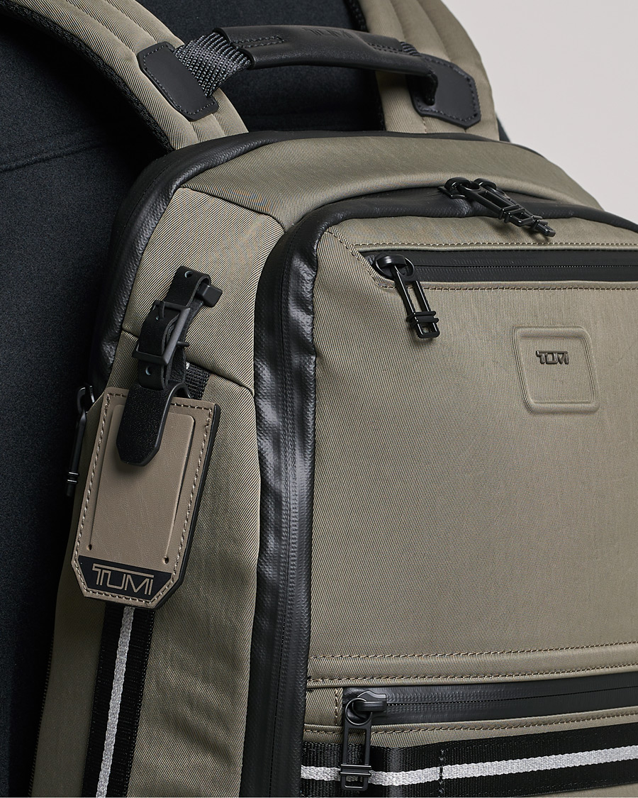 Uomini | TUMI Alpha Bravo Dynamic Backpack Sand | TUMI | Alpha Bravo Dynamic Backpack Sand