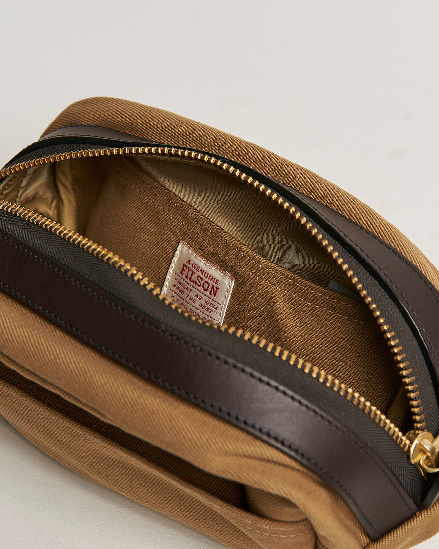 Uomini | Borse | Filson | Rugged Twill Travel Kit Tan