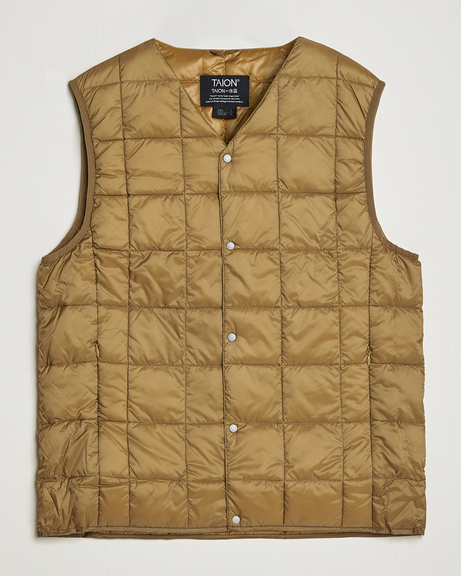 Uomini | Giacche | TAION | V-Neck Lightweight Down Vest Beige