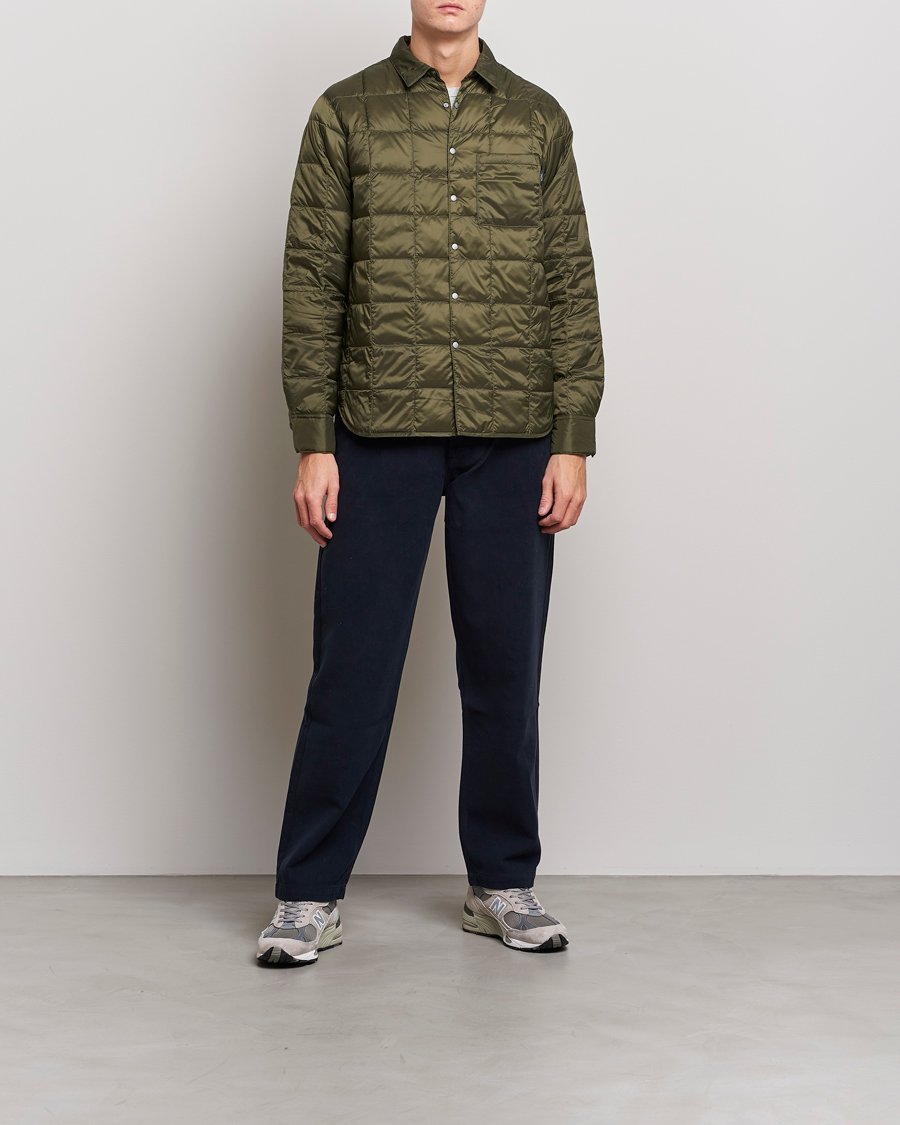 Uomini | Camicie | TAION | Lightweight Down Shirt Dark Olive
