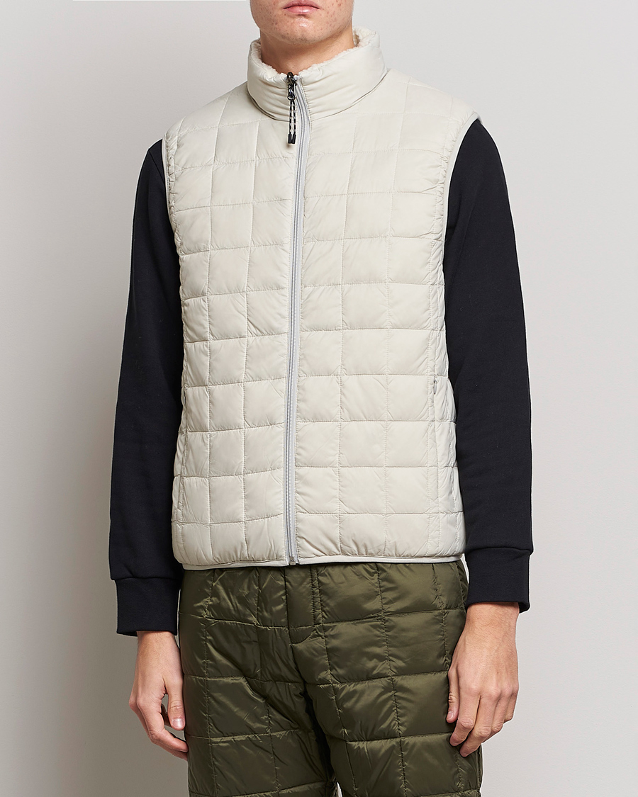 Uomini | Giacche | TAION | Reversible Fleece Vest Ice Grey/Ivory