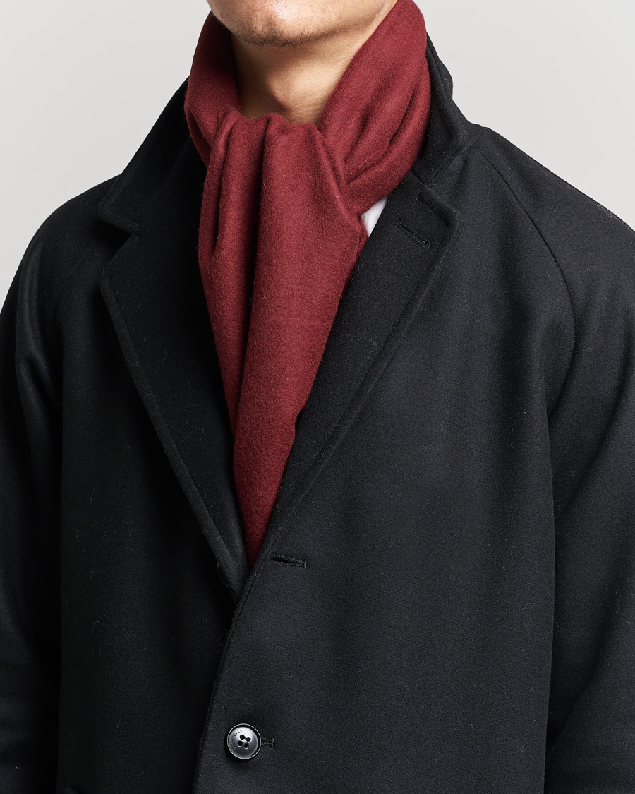 Uomini | Begg & Co Vier Lambswool/Cashmere Solid Scarf Wine | Begg & Co | Vier Lambswool/Cashmere Solid Scarf Wine