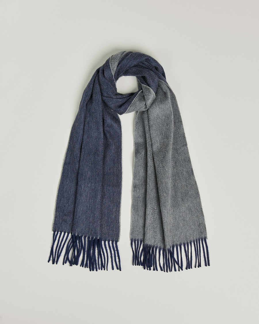 Uomini | Begg & Co Arran Reversible Cashmere Scarf Navy/Grey | Begg & Co | Arran Reversible Cashmere Scarf Navy/Grey