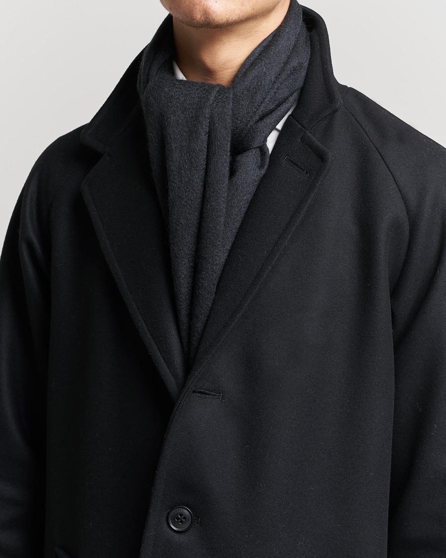 Uomini | Begg & Co Arran Cashmere Scarf Slate Green | Begg & Co | Arran Cashmere Scarf Slate Green