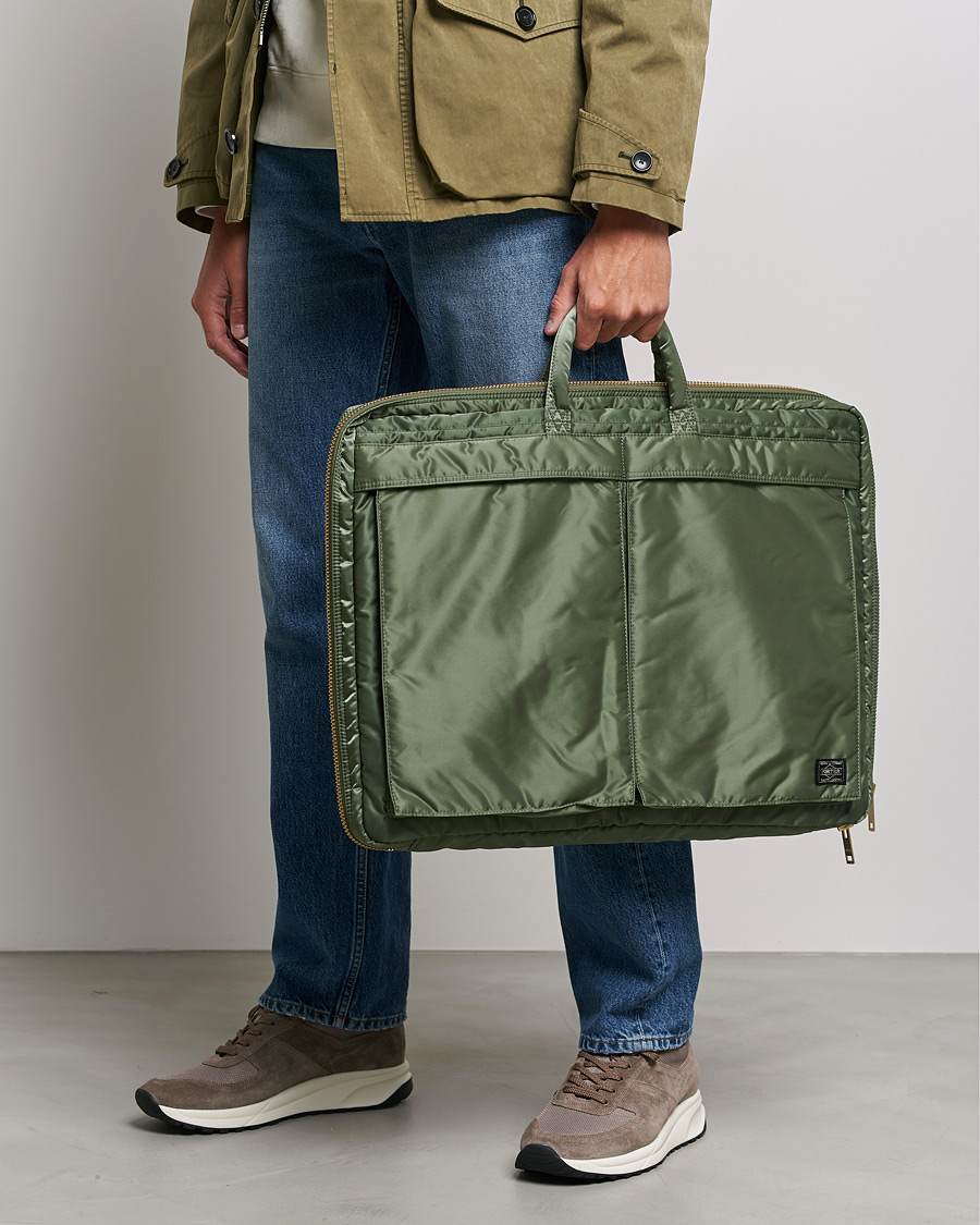Uomini | Porter-Yoshida & Co. Tanker Garment Bag Sage Green | Porter-Yoshida & Co. | Tanker Garment Bag Sage Green