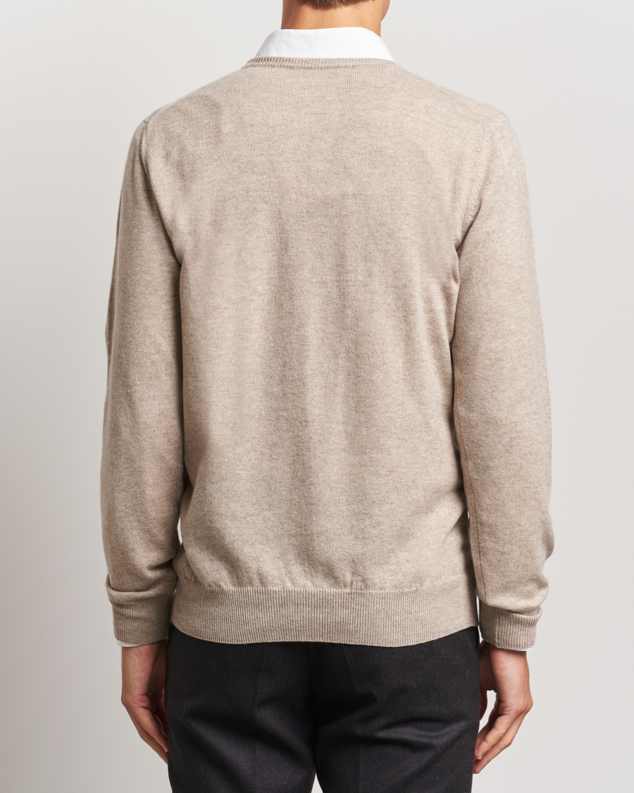 Uomini | Maglieria | Piacenza Cashmere | Cashmere V Neck Sweater Beige