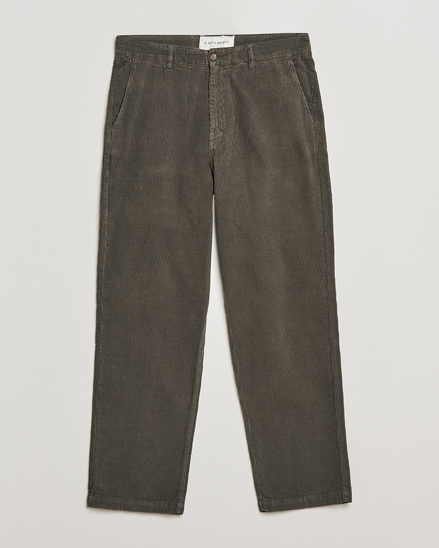 Uomini | Pantaloni | A Day's March | Redwood Corduroy Trousers Olive