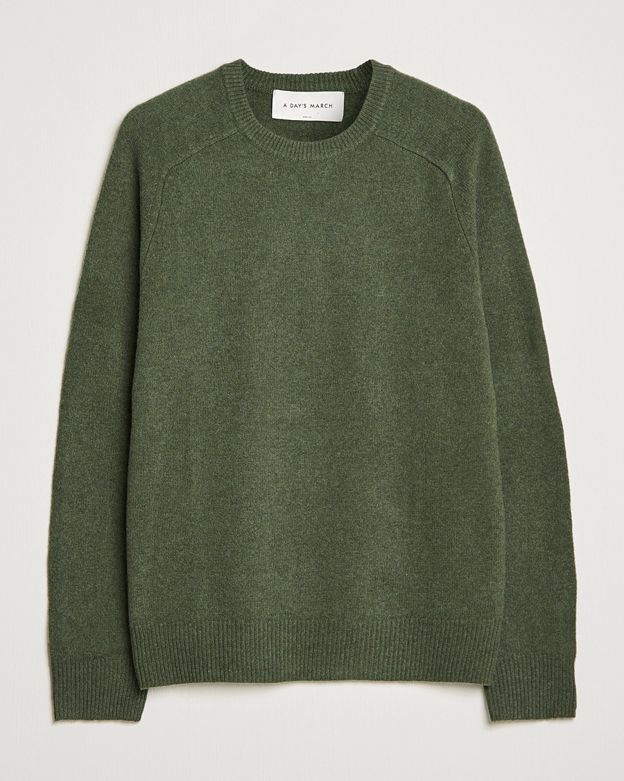 Uomini | Maglieria | A Day's March | Brodick Lambswool Sweater Olive