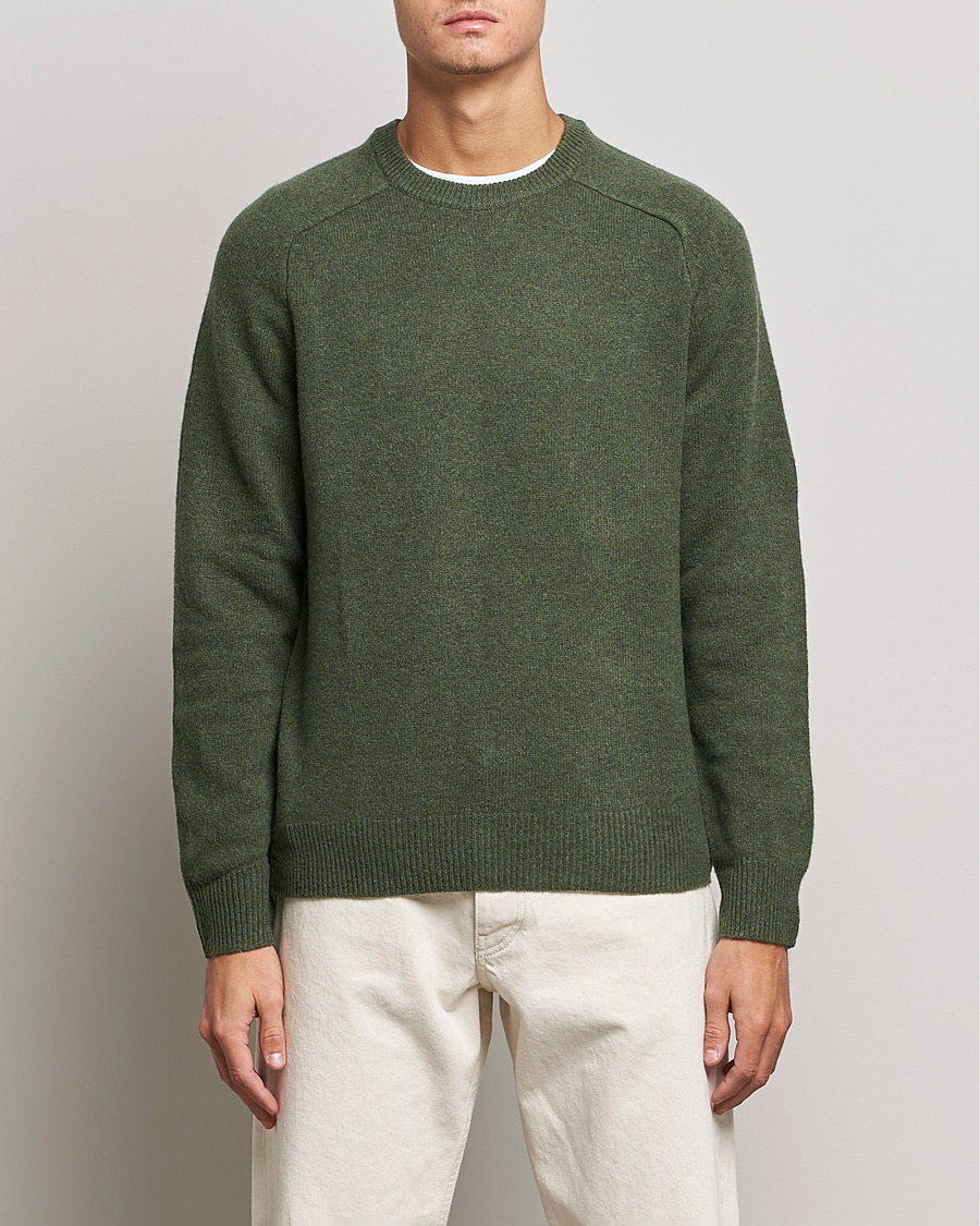Uomini | Maglieria | A Day's March | Brodick Lambswool Sweater Olive