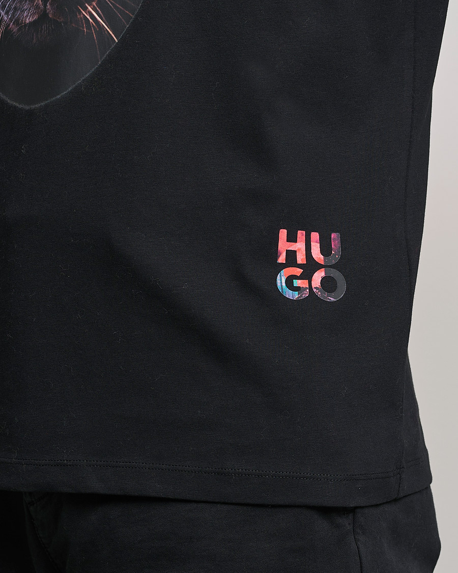 Uomini | T-shirt | HUGO | Deetah Logo Crew Neck T-Shirt Black