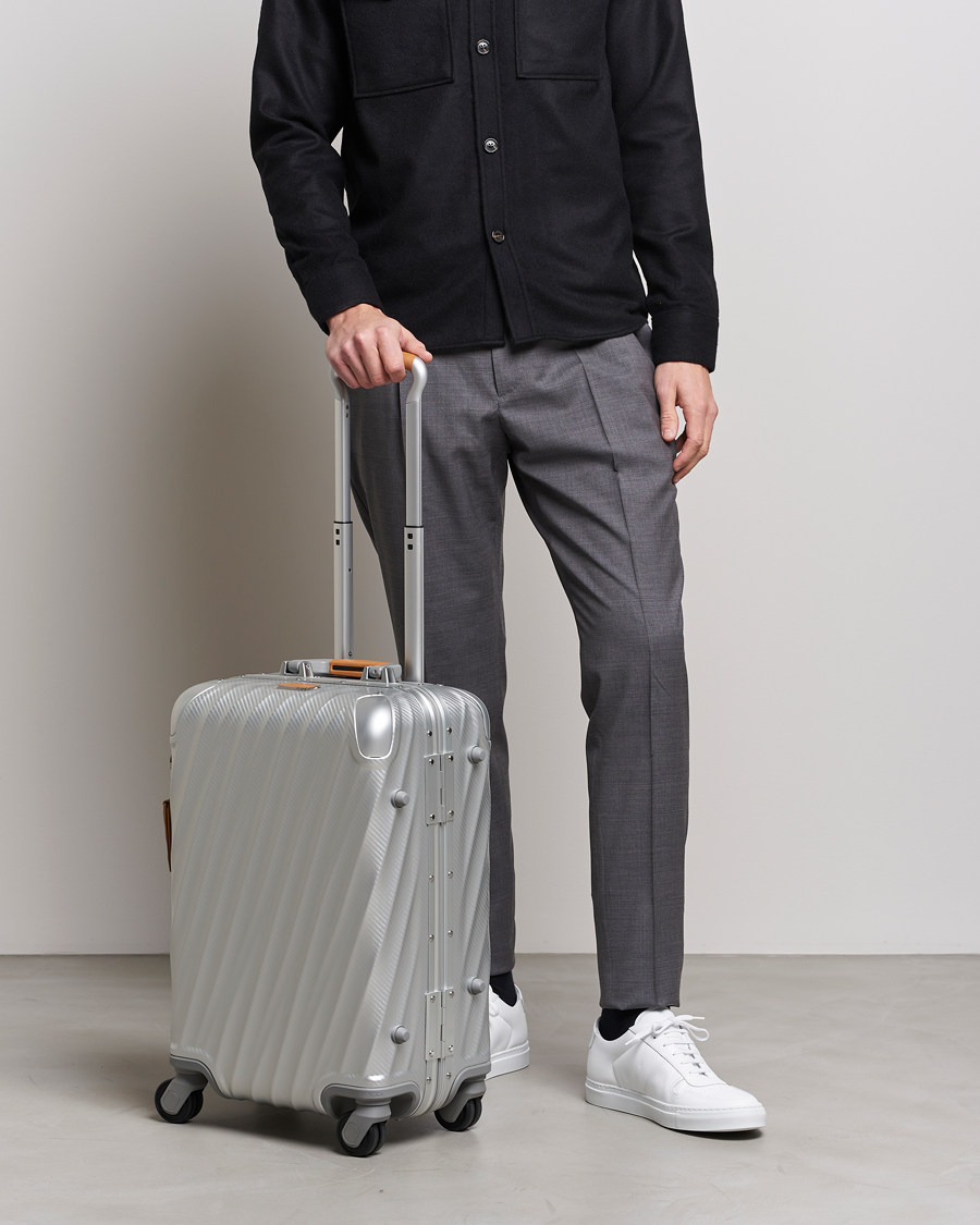 Uomini | Borse | TUMI | International Carry-on Aluminum Trolley Texture Silver