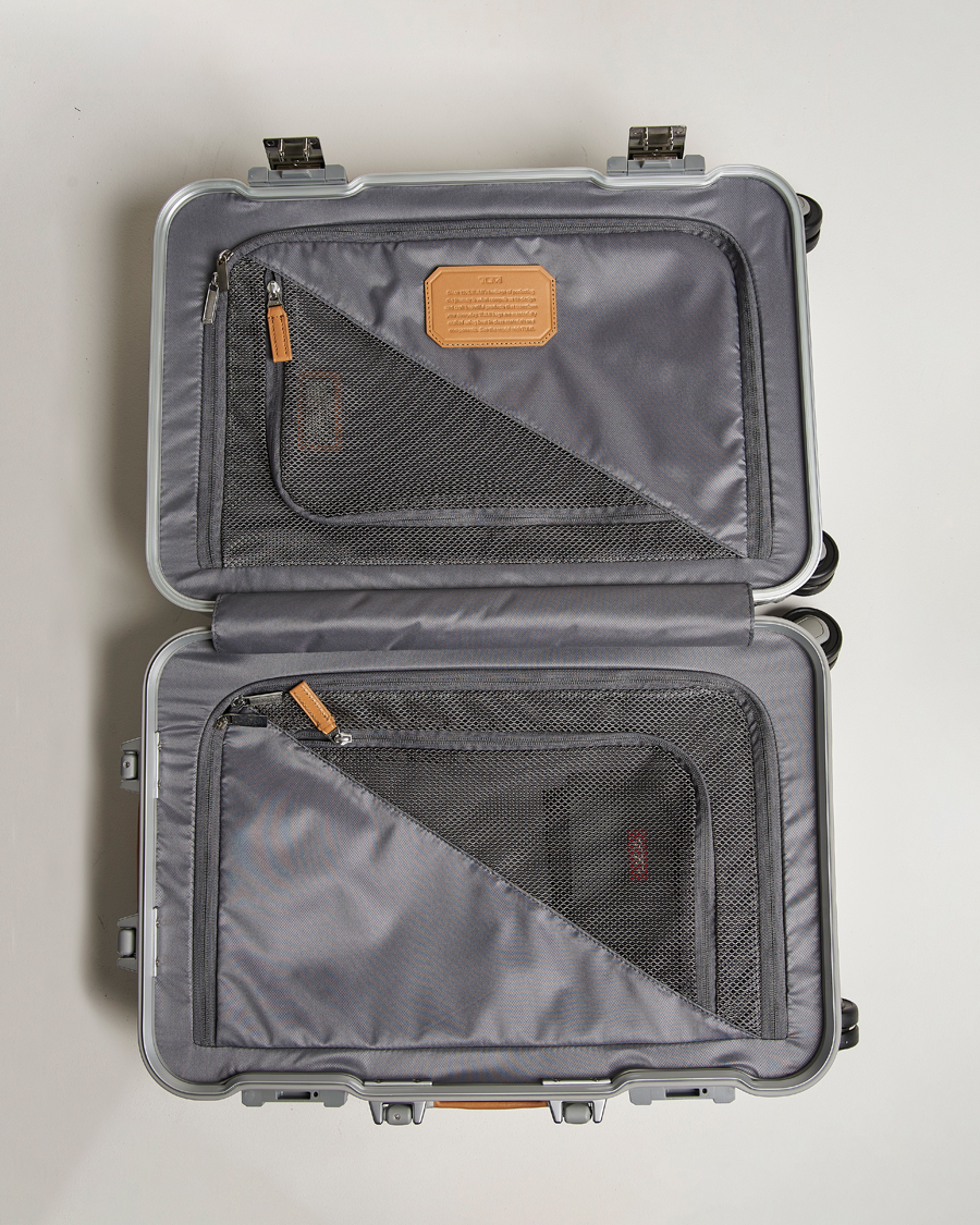Uomini | Borse | TUMI | International Carry-on Aluminum Trolley Texture Silver