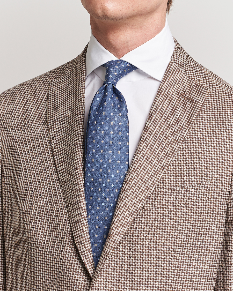 Uomini | Amanda Christensen Linen Printed Medallion 8cm Tie Navy | Amanda Christensen | Linen Printed Medallion 8cm Tie Navy