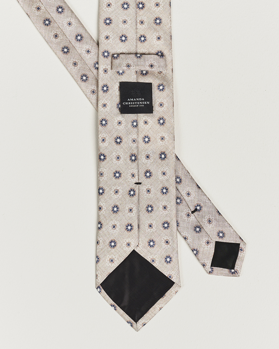 Uomini | Amanda Christensen Silk Oxford Printed Flower 8cm Tie Cream | Amanda Christensen | Silk Oxford Printed Flower 8cm Tie Cream