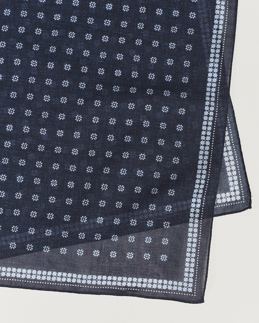 Uomini | Amanda Christensen Cotton Voilé Printed Flower Bandana Navy | Amanda Christensen | Cotton Voilé Printed Flower Bandana Navy