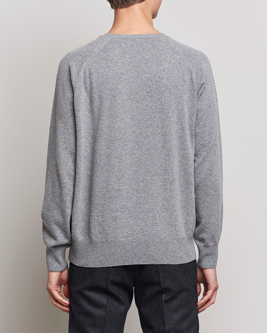 Uomini | Maglieria | Oscar Jacobson | Gustaf Lambswool Raglan Crew Neck Light Grey