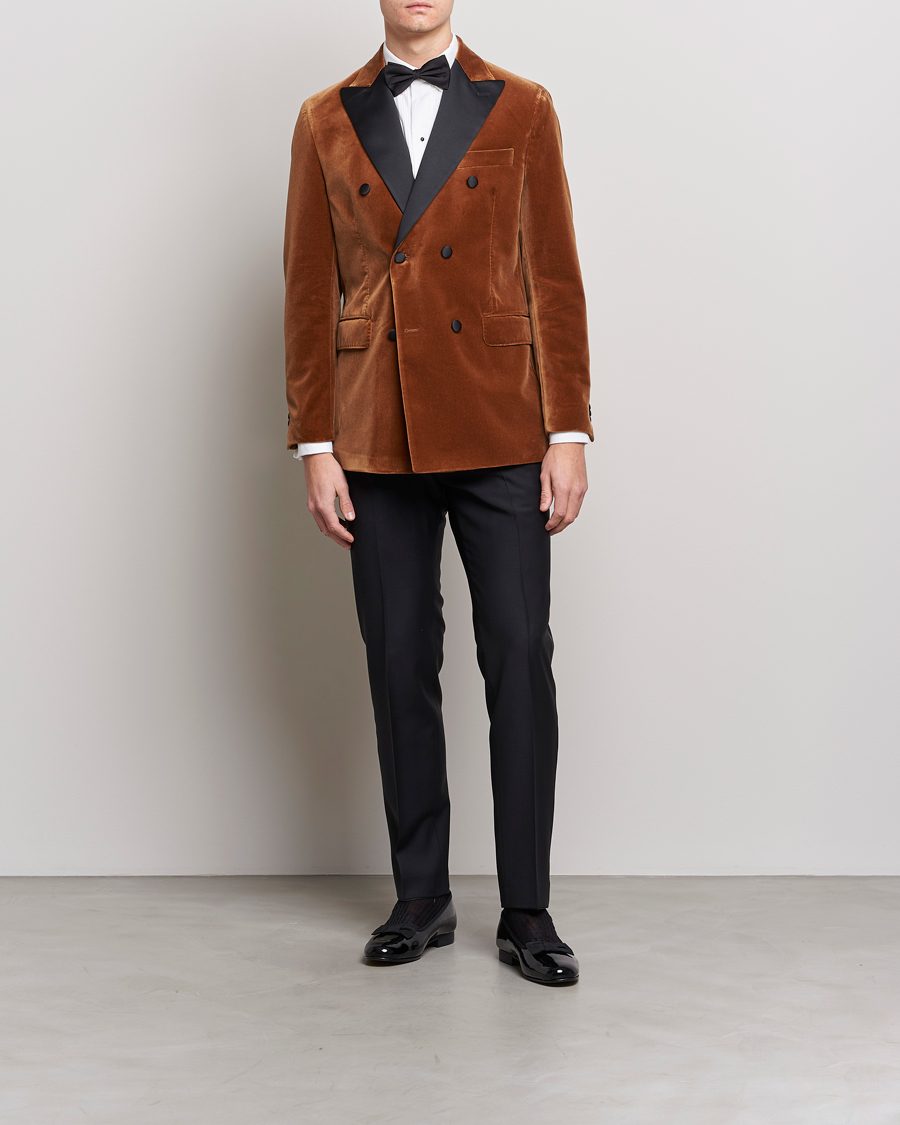 Uomini | Blazers | Oscar Jacobson | Farris Tuxedo Velvet DB Blazer Brown