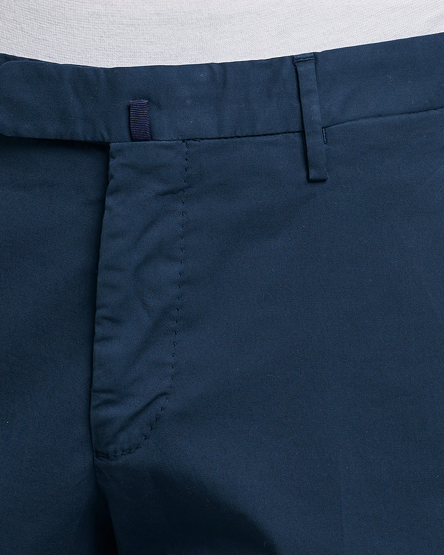 Uomini | Pantaloni | Incotex | Slim Fit Chinolino Trousers Navy