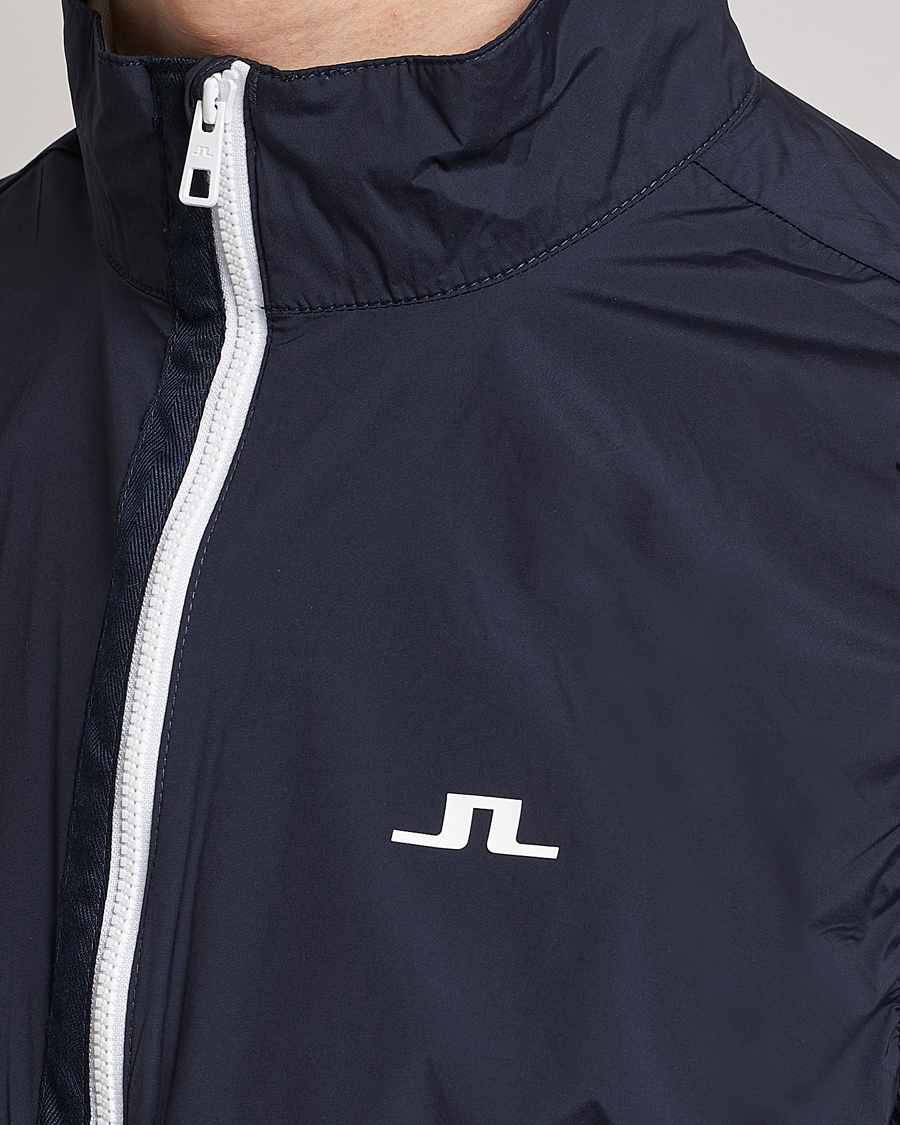 Uomini | Gilet | J.Lindeberg | Ash Light Packable Vest Navy