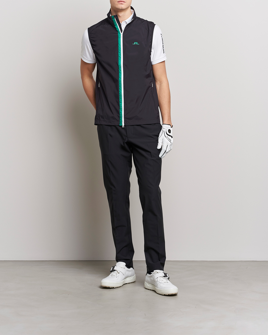Uomini | Gilet | J.Lindeberg | Ash Light Packable Vest Rain Forest