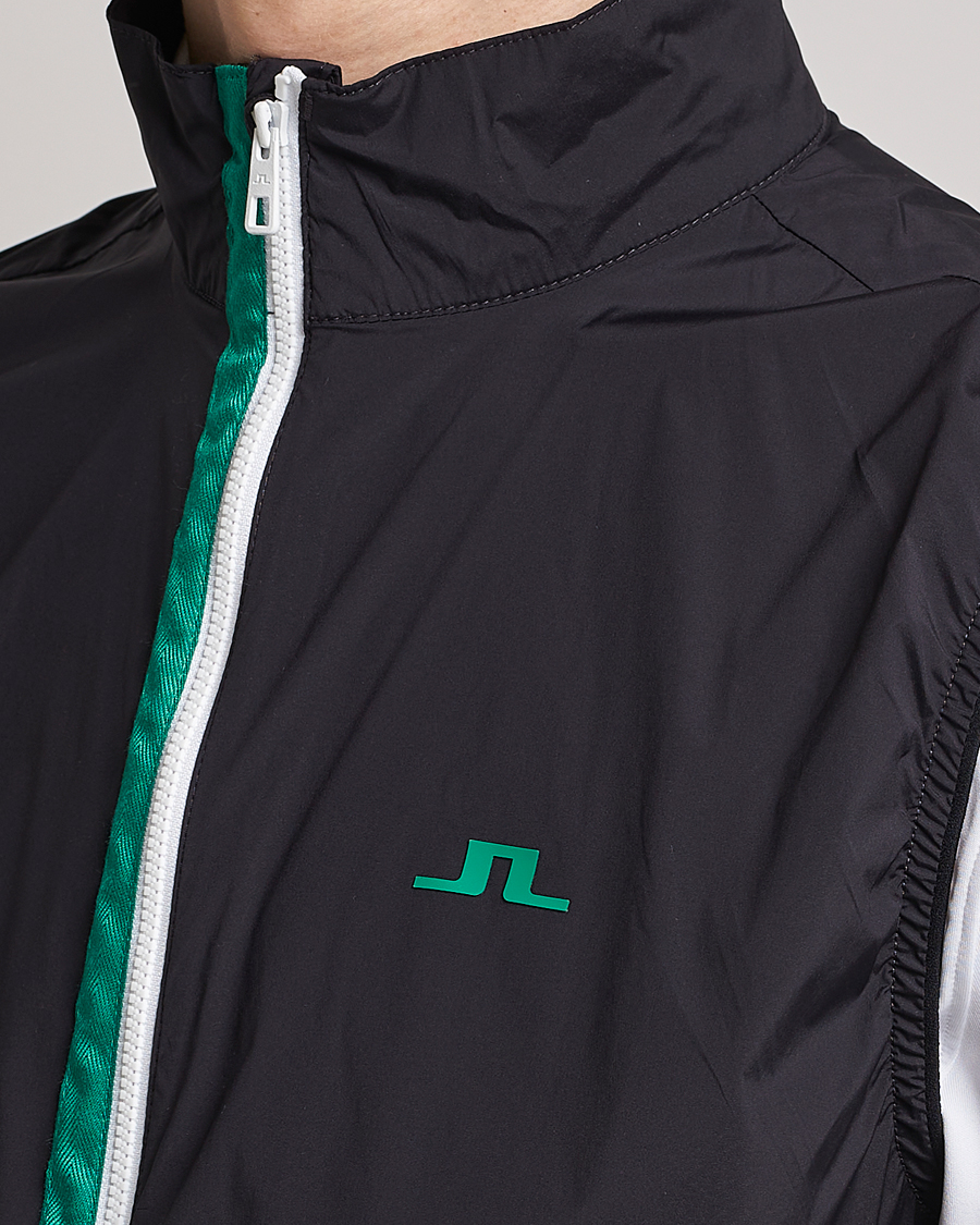 Uomini | Gilet | J.Lindeberg | Ash Light Packable Vest Rain Forest