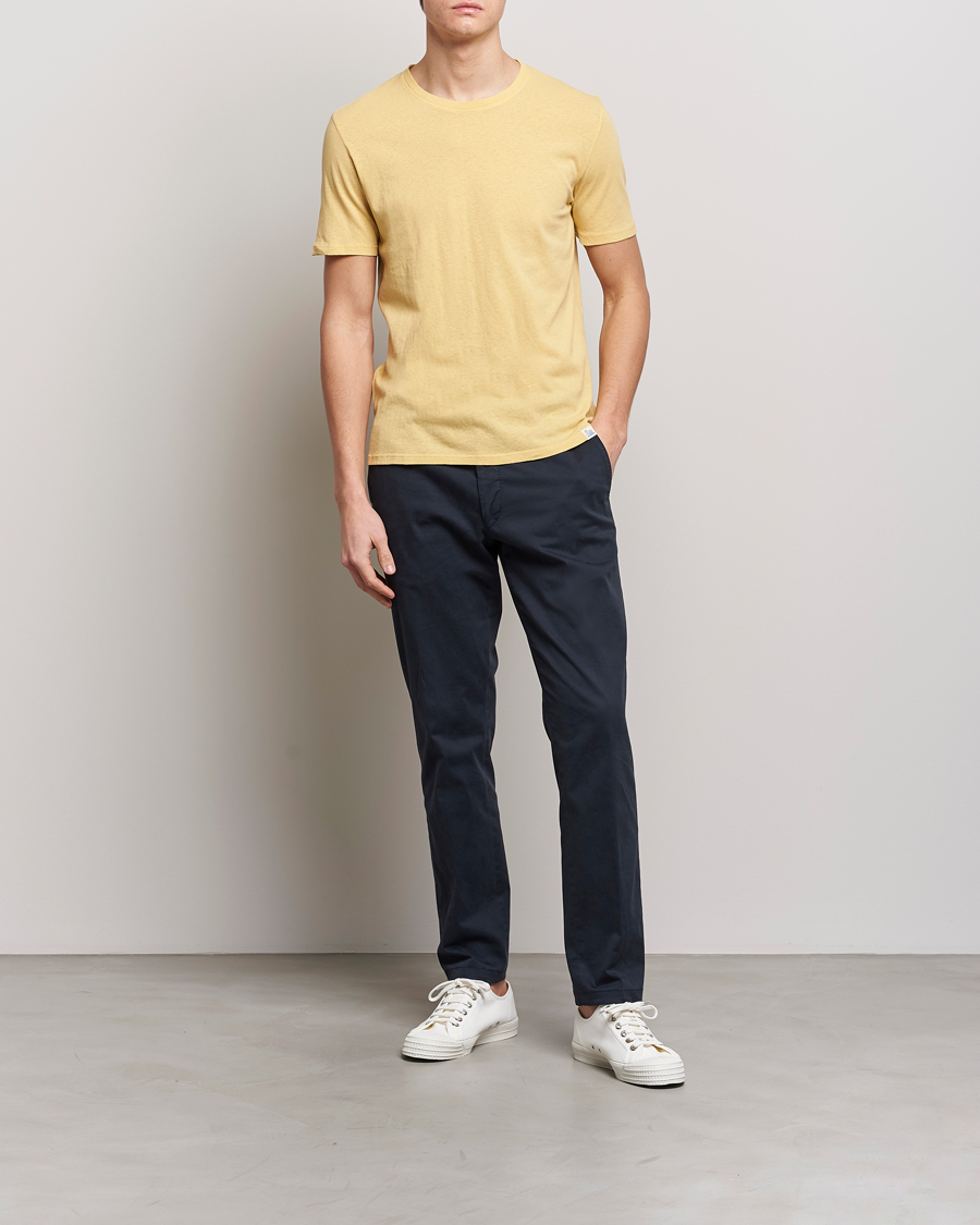 Uomini | T-shirt | Merz b. Schwanen | Organic Cotton Washed Crew Neck T-Shirt Yellow