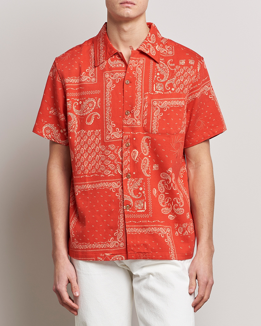 Uomini | Camicie | Nudie Jeans | Aron Printed Short Sleeve Shirt Red
