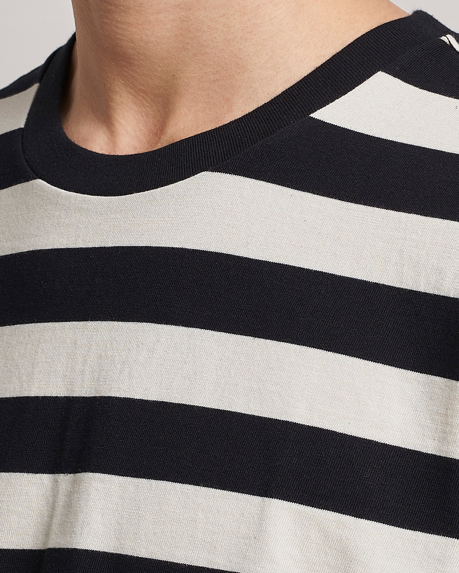 Uomini | T-shirt | Nudie Jeans | Uno Blockstripe Crew Neck T-Shirt Off White/Black