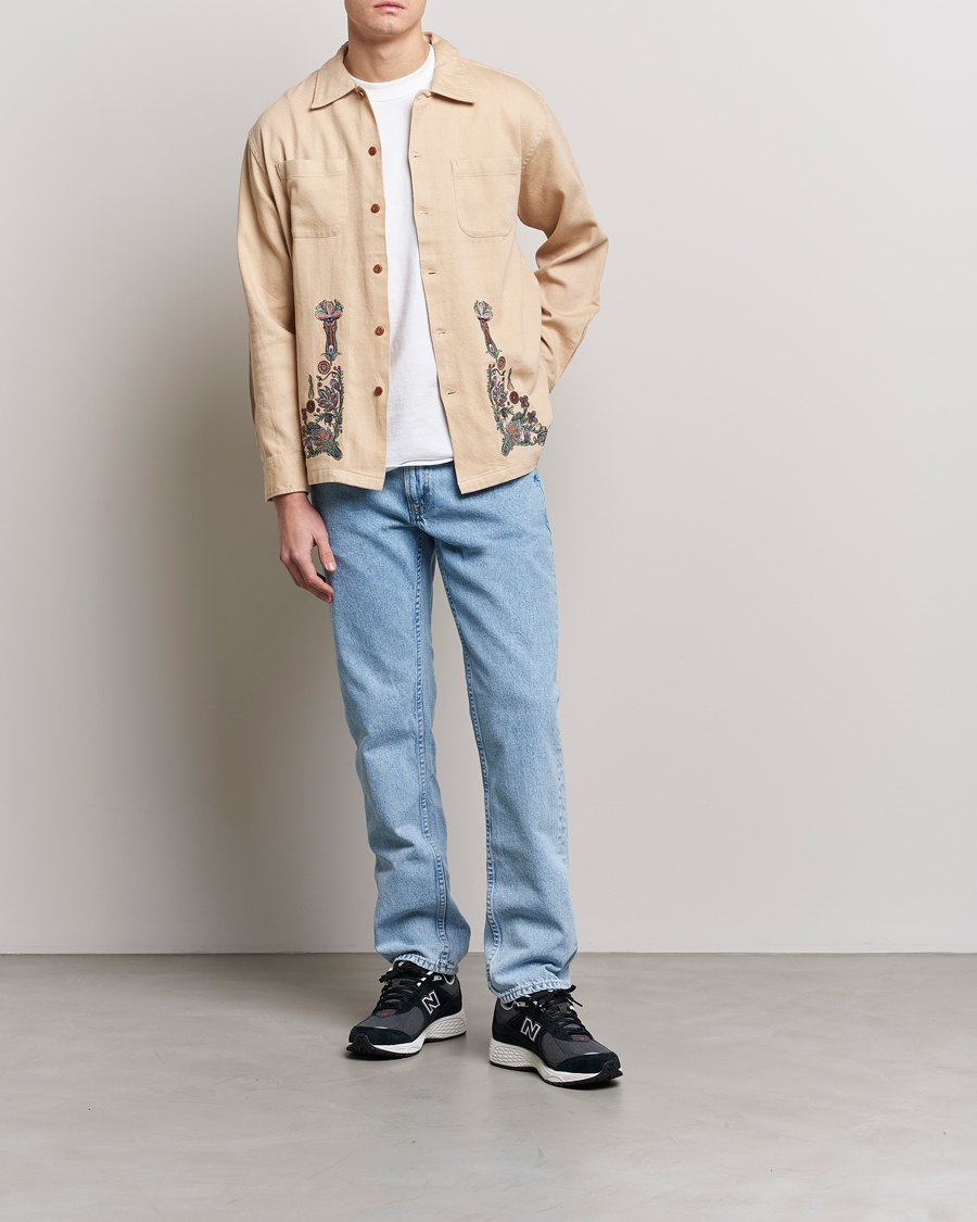 Uomini | Camicie | Nudie Jeans | Vincent Floral Overshirt Cream