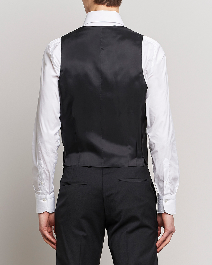 Uomini | Blazers | Tiger of Sweden | Wayde Wool Travel Waistcoat Black