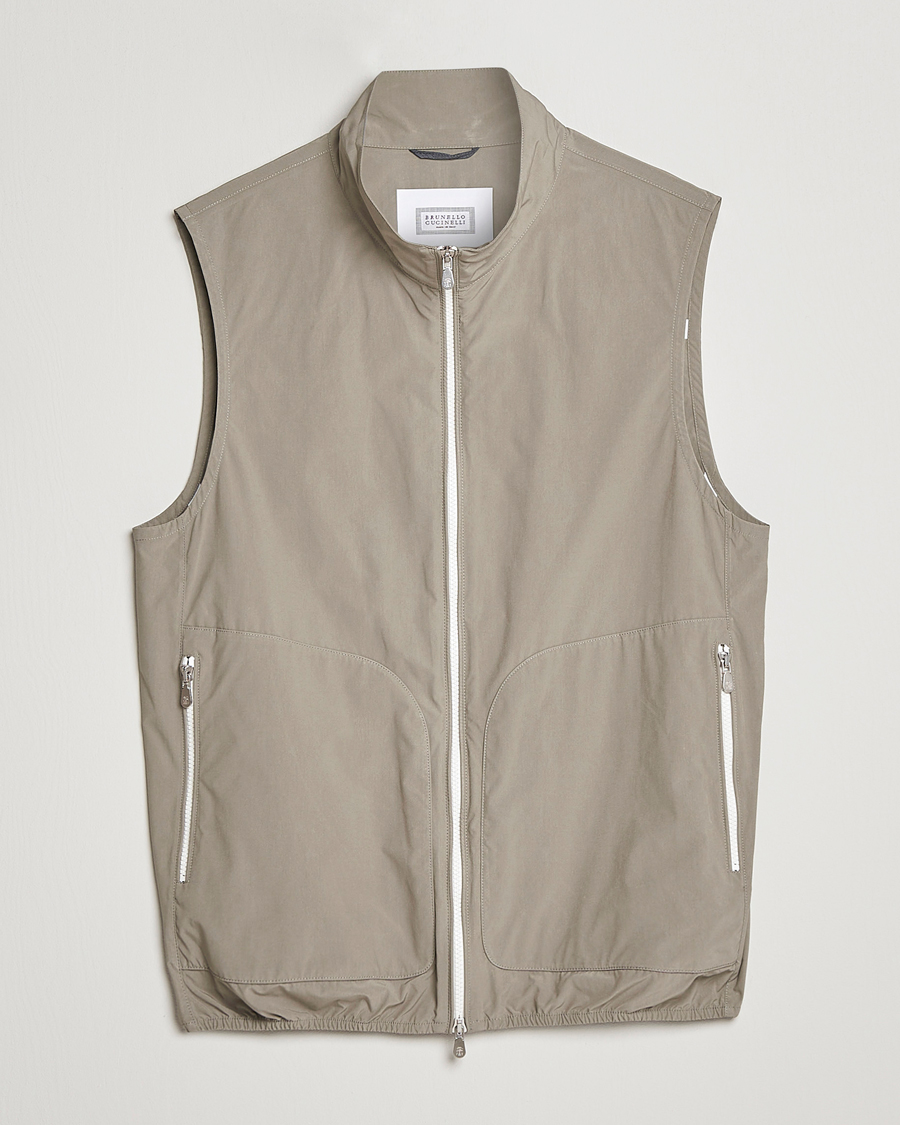 Uomini | Gilet | Brunello Cucinelli | Lightweight Nylon Gilet Olive