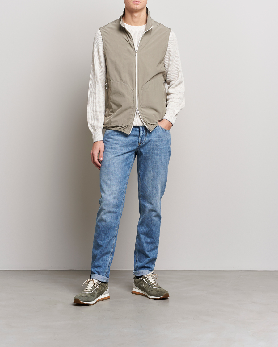 Uomini | Gilet | Brunello Cucinelli | Lightweight Nylon Gilet Olive