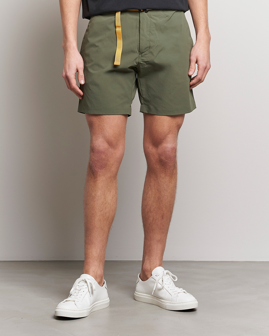Uomini | Pantaloncini | Peak Performance | Vislight Light Shorts Pine Needle