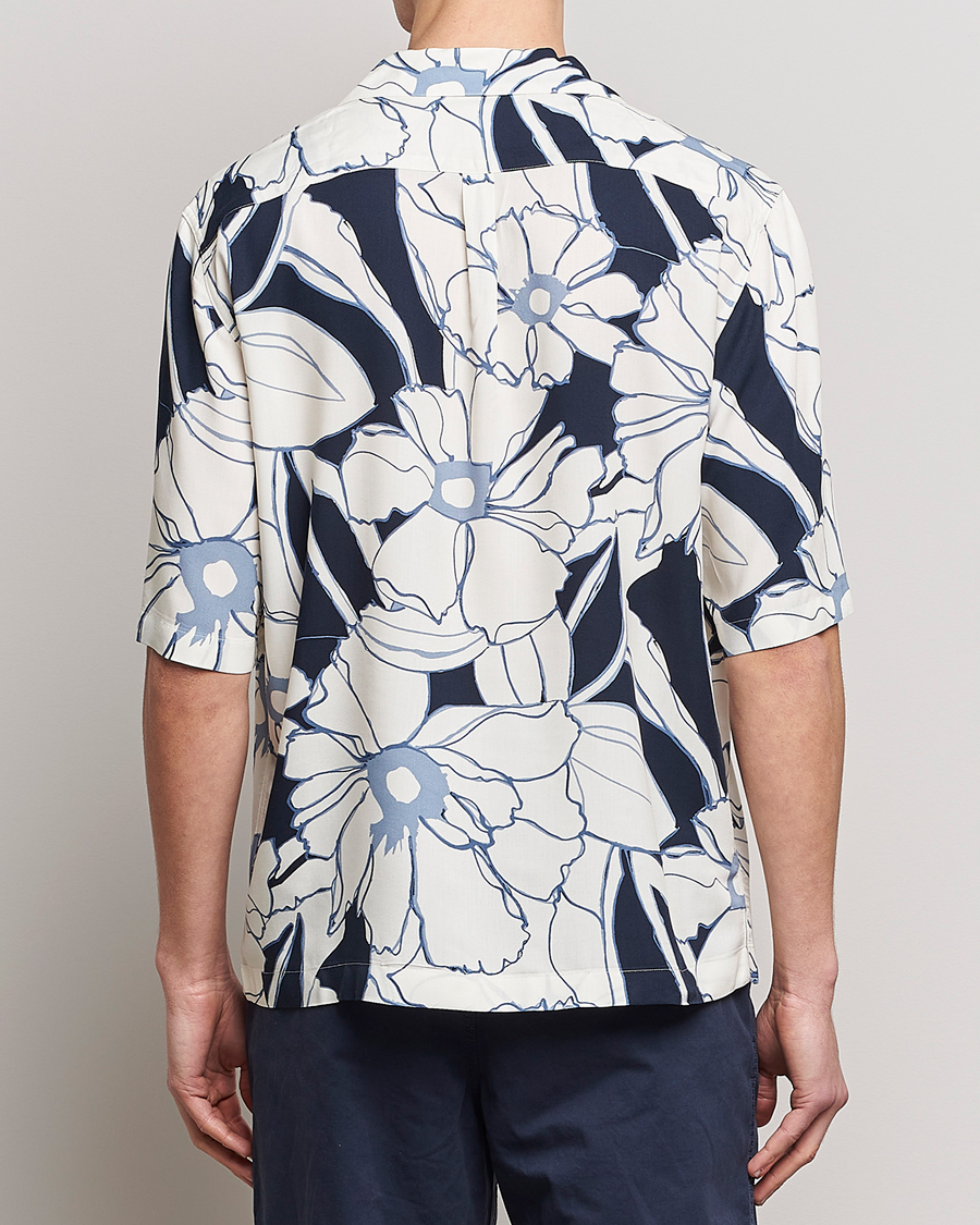 Uomini | Camicie | Oscar Jacobson | Cuban Short Sleeve Flower Print Shirt White