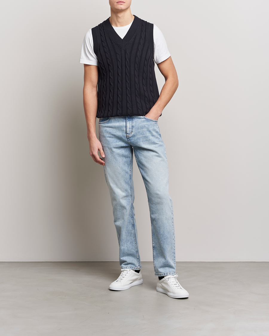 Uomini | Maglieria | Oscar Jacobson | Lucas Cable Knitted Vest Navy