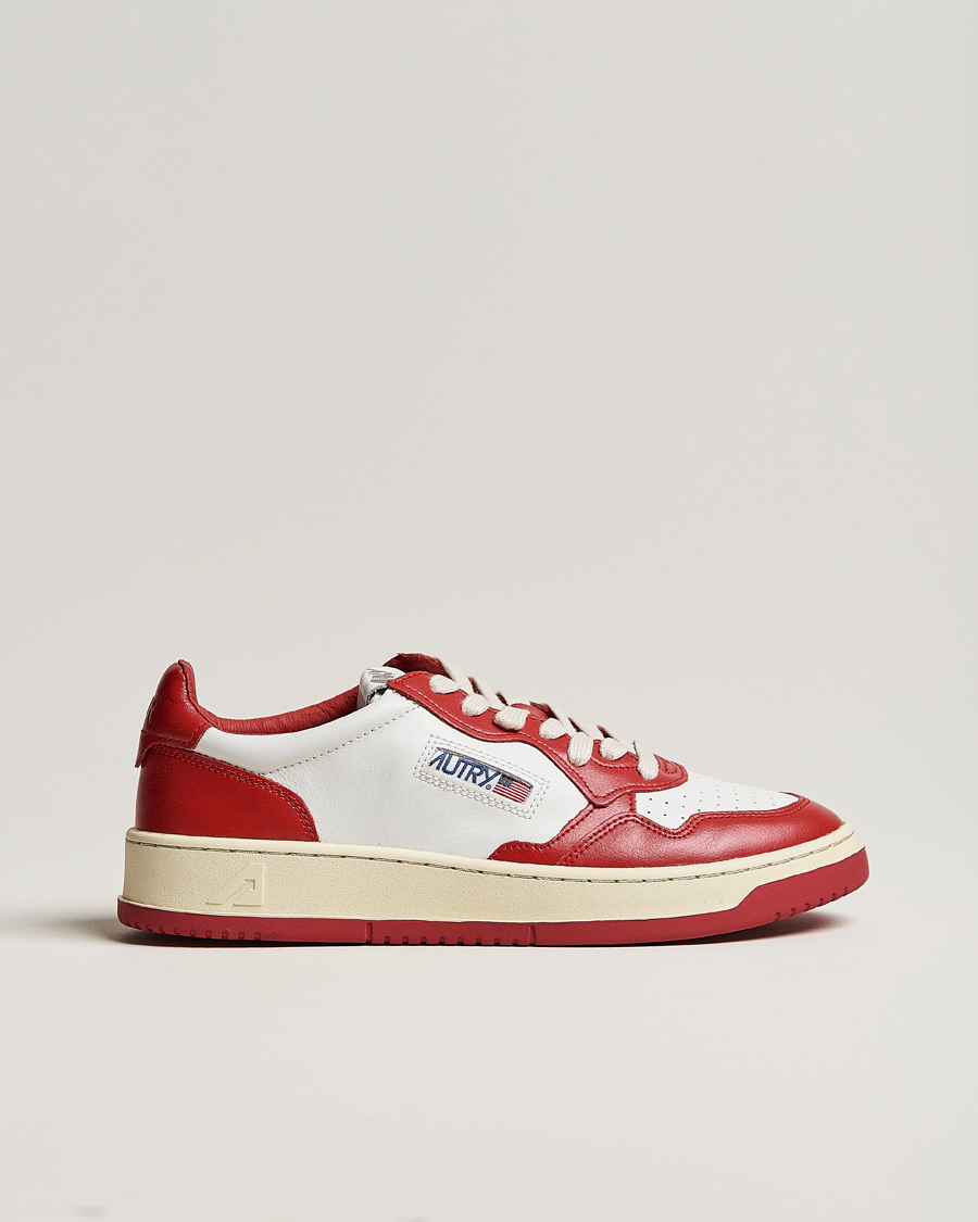 Uomini | Autry Medalist Low Bicolor Leather Sneaker Red | Autry | Medalist Low Bicolor Leather Sneaker Red
