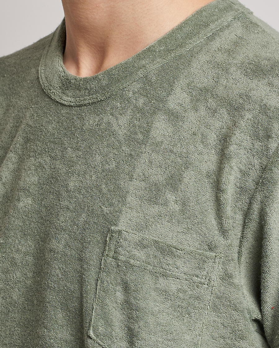 Uomini | T-shirt | Howlin' | Fons Cotton Blend Terry Pocket Tee Agave