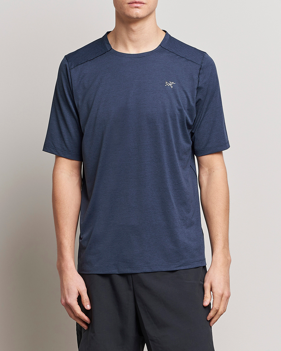 Uomini | T-shirt | Arc'teryx | Cormac Crew Neck Tee Black Sapphire Heather
