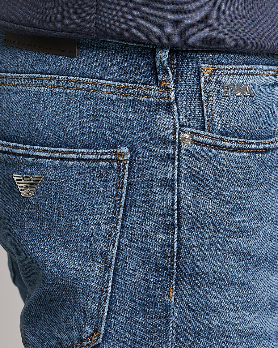 Uomini | Jeans | Emporio Armani | Slim Fit Jeans Light Blue
