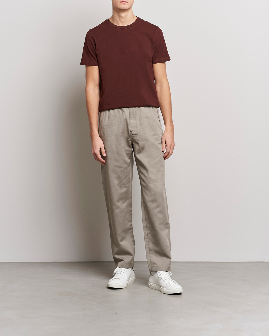 Uomini | T-shirt | Filippa K | Stretch Cotton Tee Brown