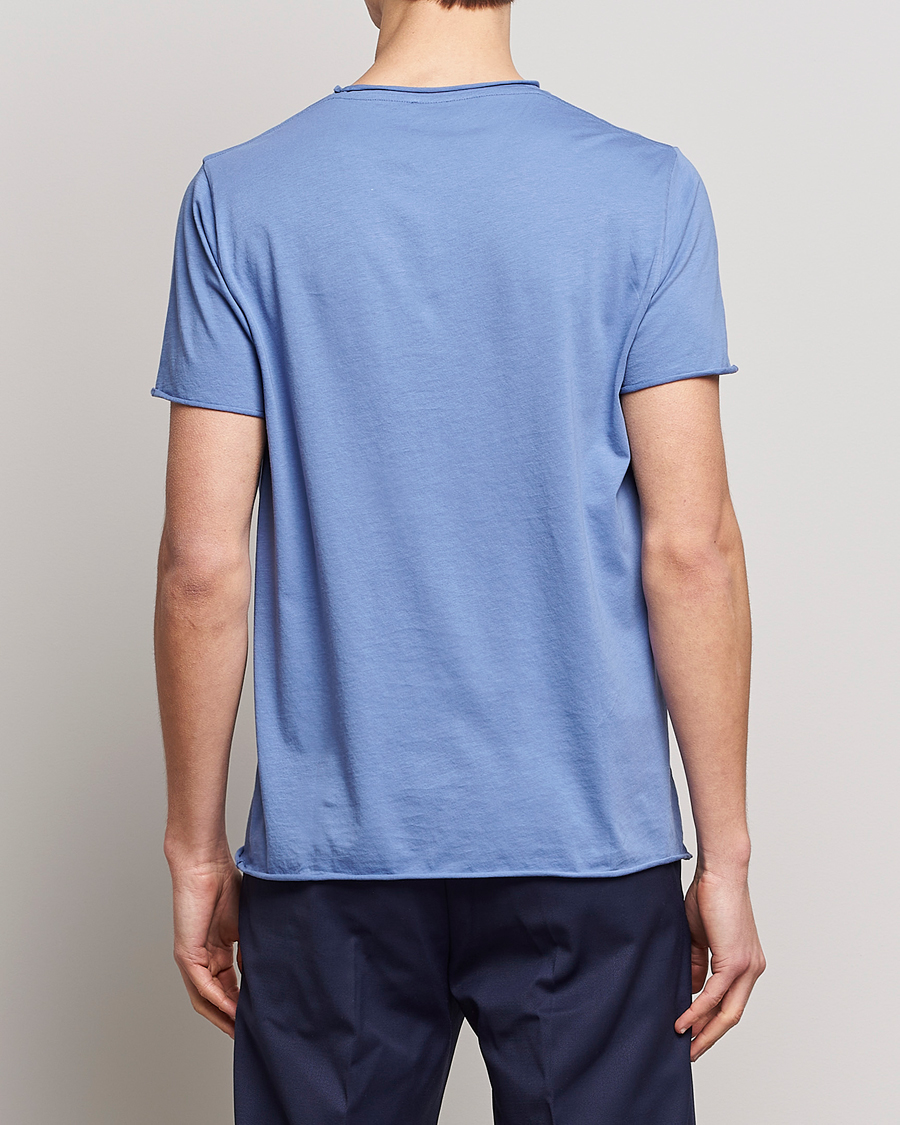 Uomini | T-shirt | Filippa K | Roll Neck Crew Neck Tee Coral Blue