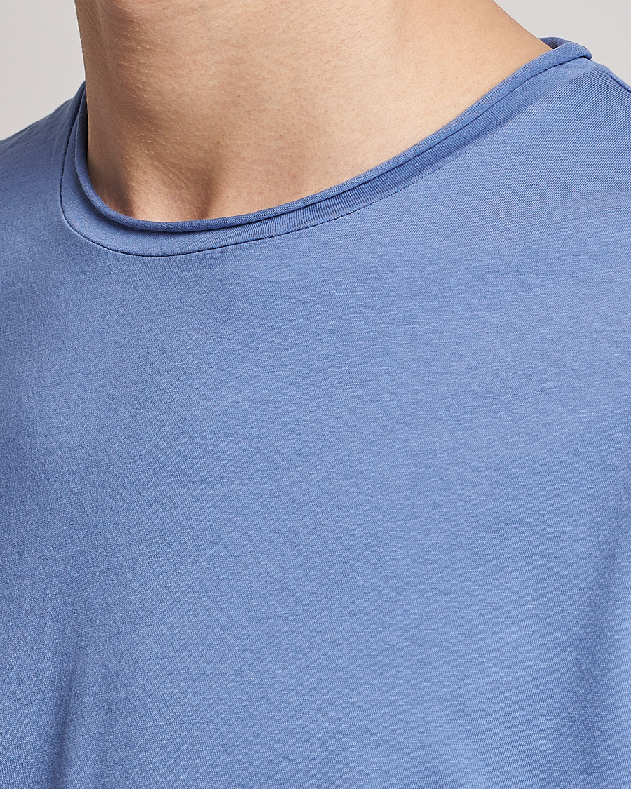 Uomini | T-shirt | Filippa K | Roll Neck Crew Neck Tee Coral Blue