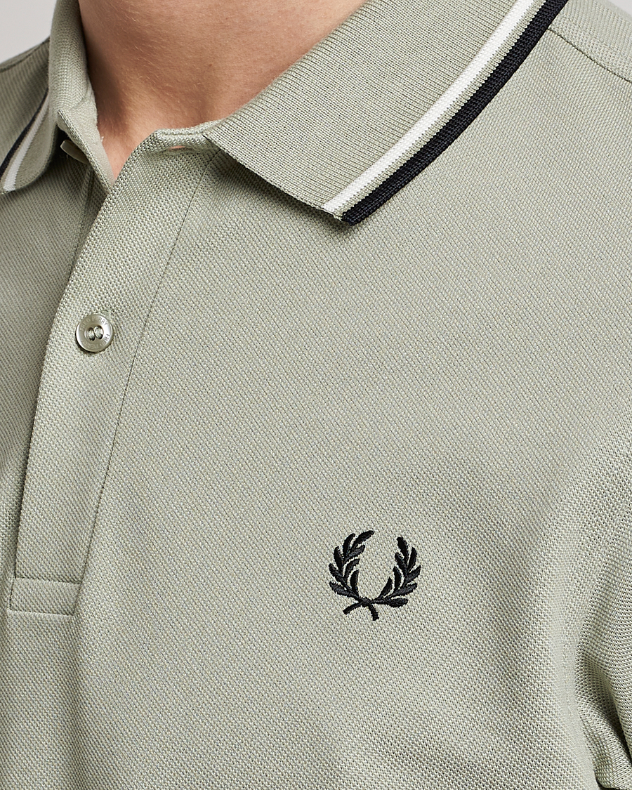 Uomini | Polo | Fred Perry | Twin Tipped Polo Shirt Sea Gras