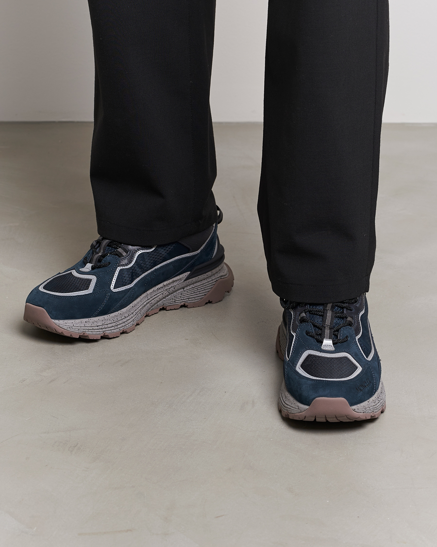 Uomini | Moncler Lite Runner Sneakers Navy | Moncler | Lite Runner Sneakers Navy