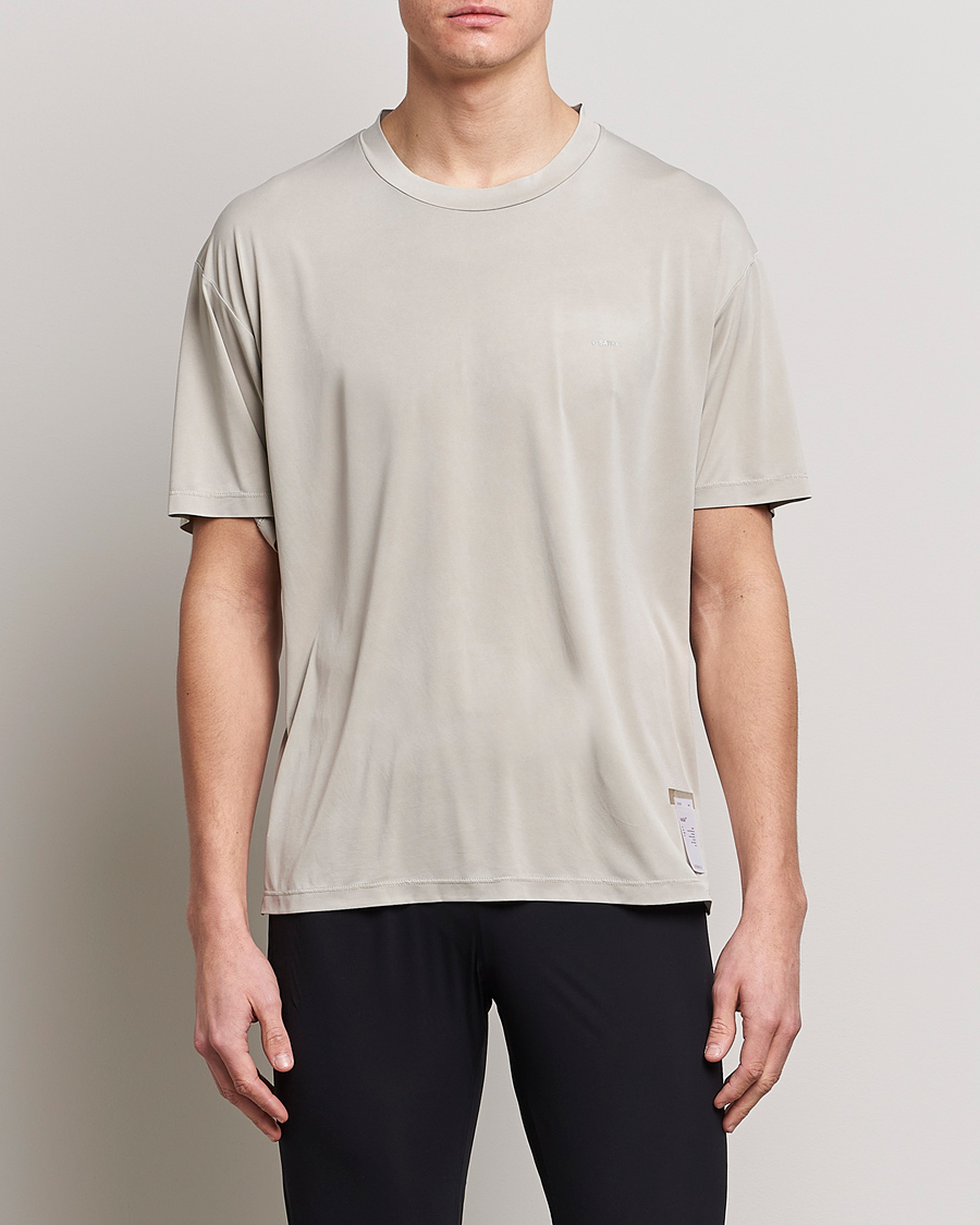 Uomini | T-shirt | Satisfy | AuraLite T-Shirt Mineral Dune