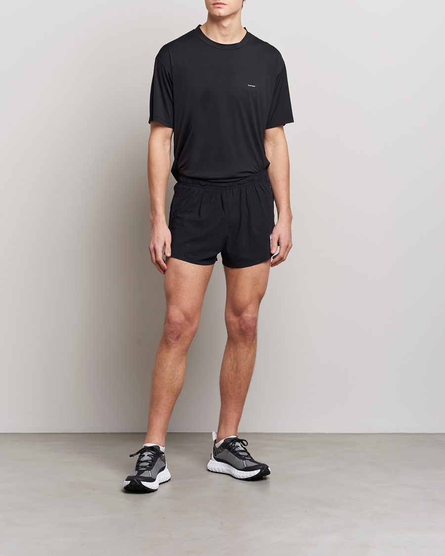 Uomini | Pantaloncini | Satisfy | Space-O 2.5 Inch Shorts Black
